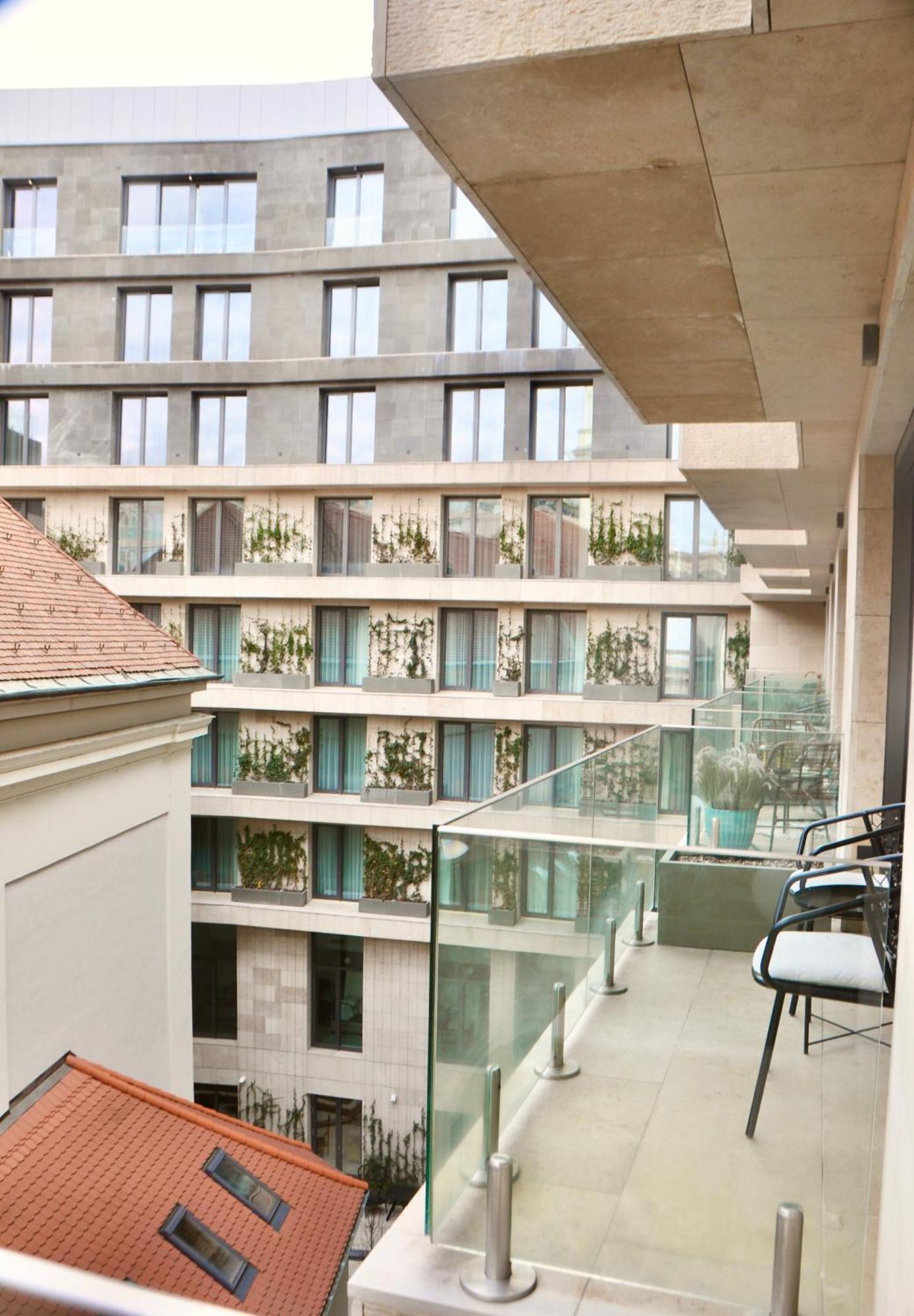 Emerald Residence Luxury Apartments Budapest Eksteriør billede